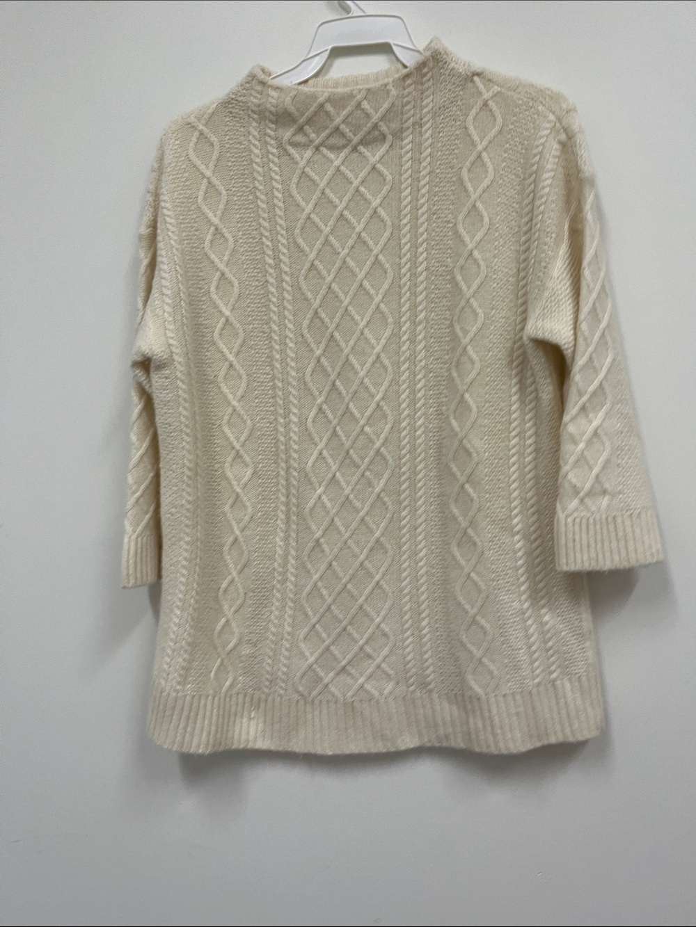 Talbots Cream 100% cashmere  Cable-Knit Cowl Neck Sweater Size MP